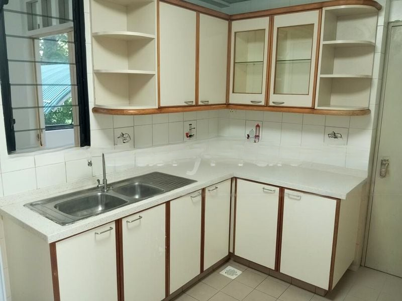 CENTRAL GREEN CONDOMINIUM 5