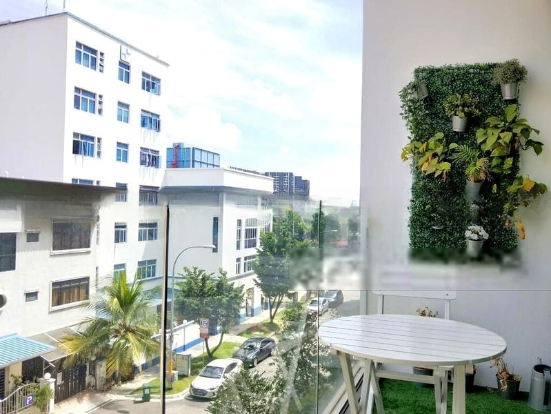 CENTRA SUITES 9