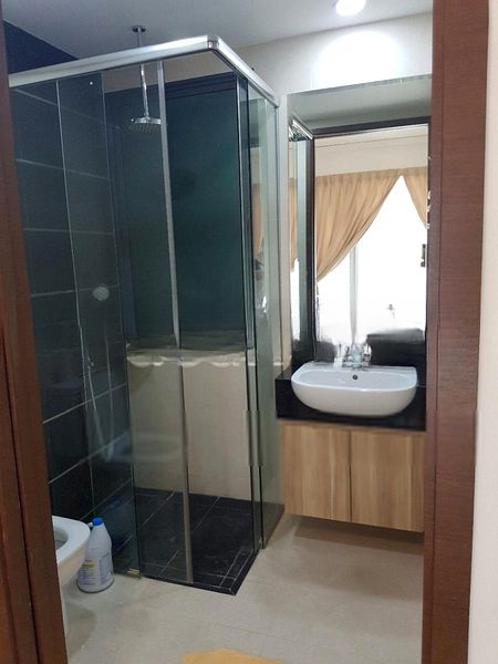 CENTRA SUITES 6
