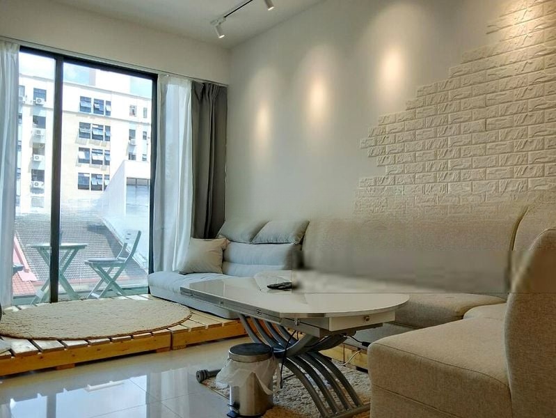 CENTRA SUITES 11