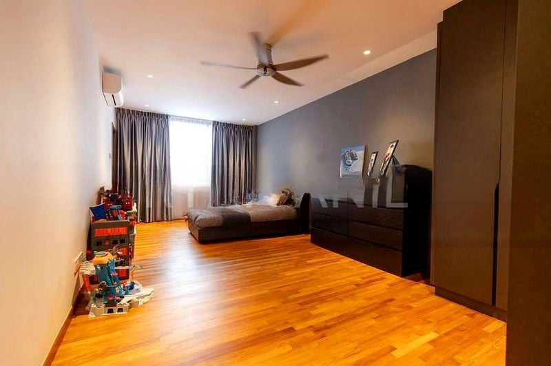 YIO CHU KANG TERRACE 12