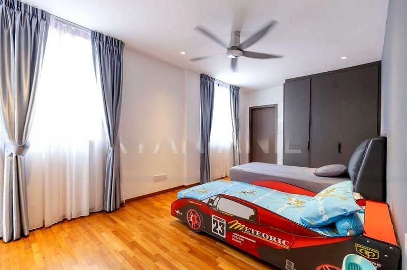 YIO CHU KANG TERRACE 13