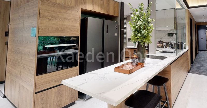 BLOSSOMS BY THE PARK 4