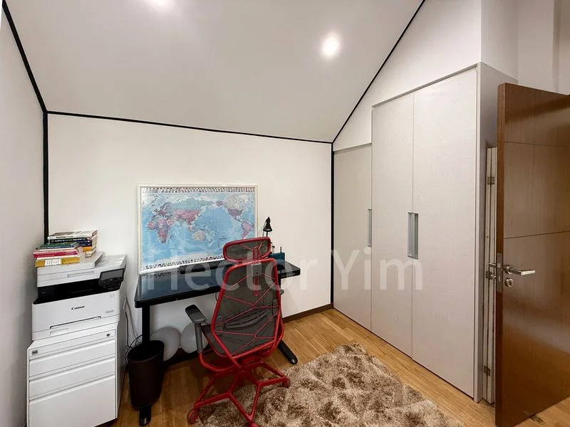 THE MILTONIA RESIDENCES 10