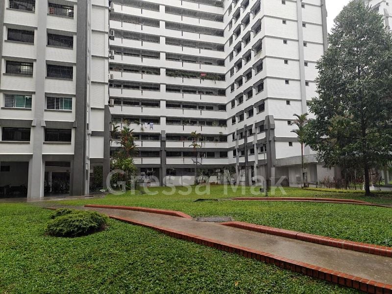 WOODLANDS CIRCLE 8