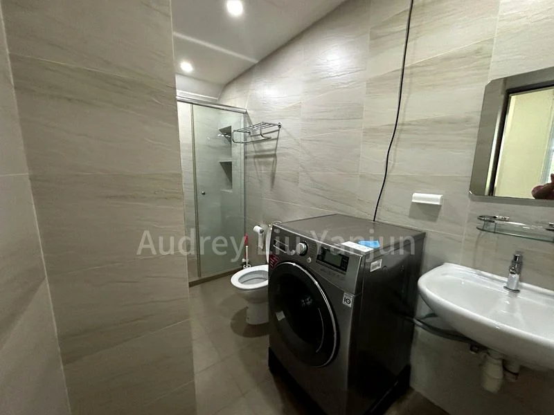 HOLLAND HILL LODGE 2