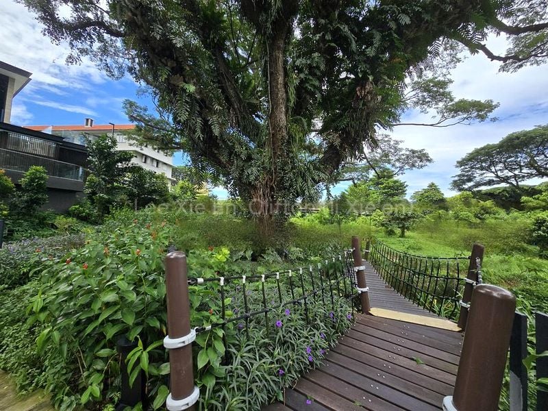 AVENUE SOUTH RESIDENCE 4