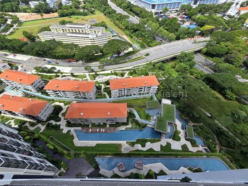 AVENUE SOUTH RESIDENCE 13