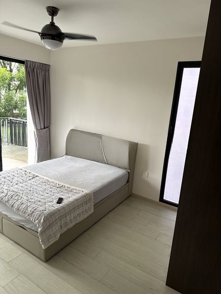 WESTWOOD RESIDENCES 5