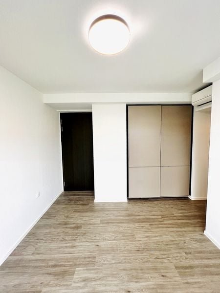 AVENUE SOUTH RESIDENCE 6