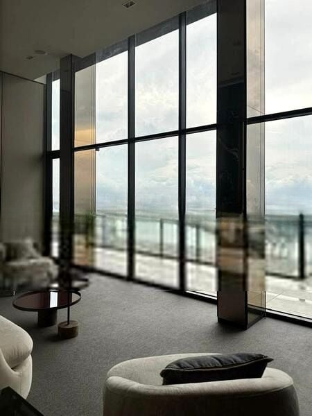 AVENUE SOUTH RESIDENCE 10