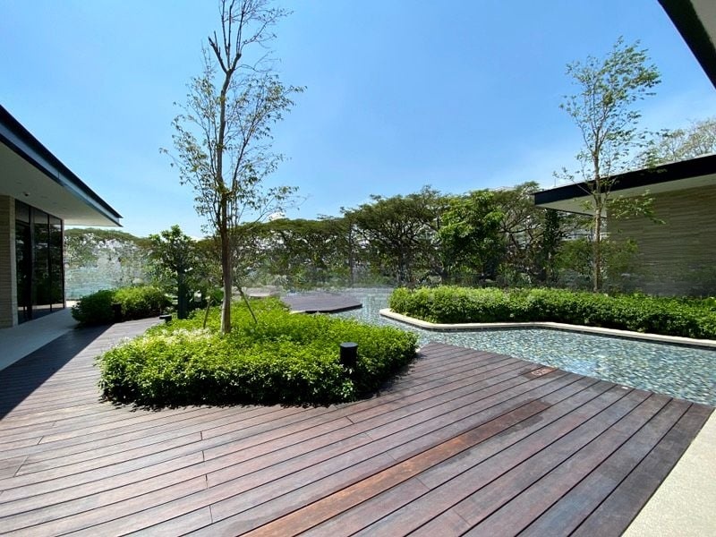 AVENUE SOUTH RESIDENCE 12