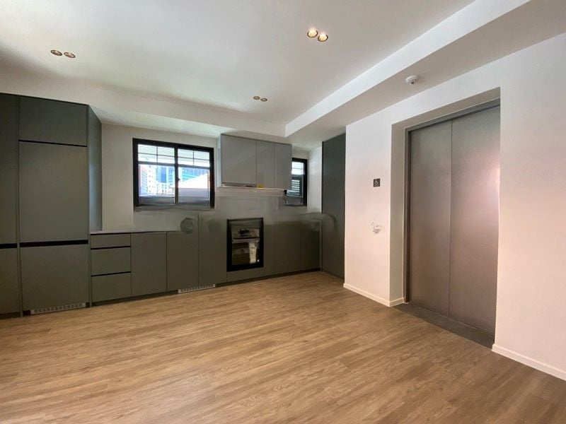 AVENUE SOUTH RESIDENCE 4