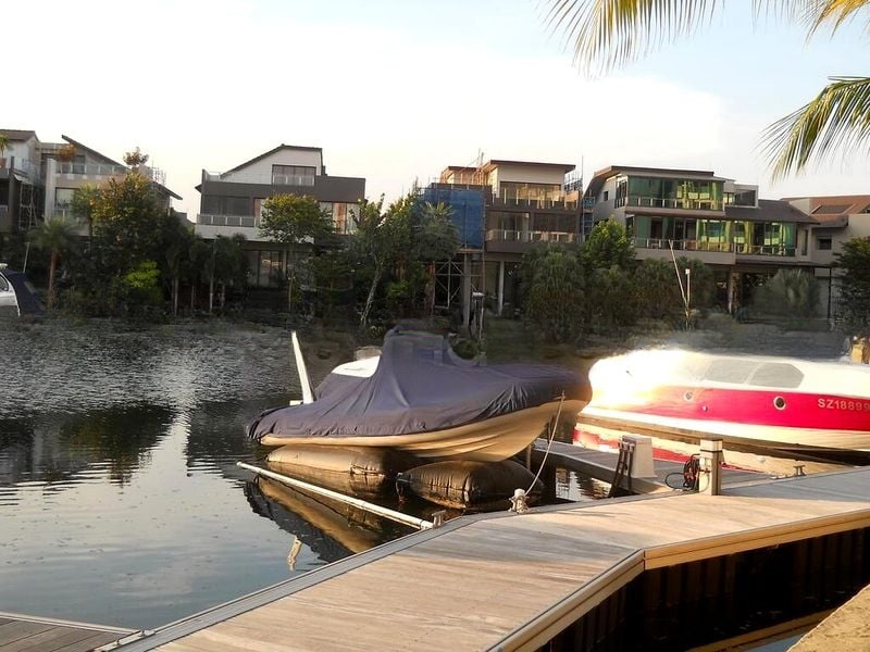 THE BERTH BY THE COVE 3