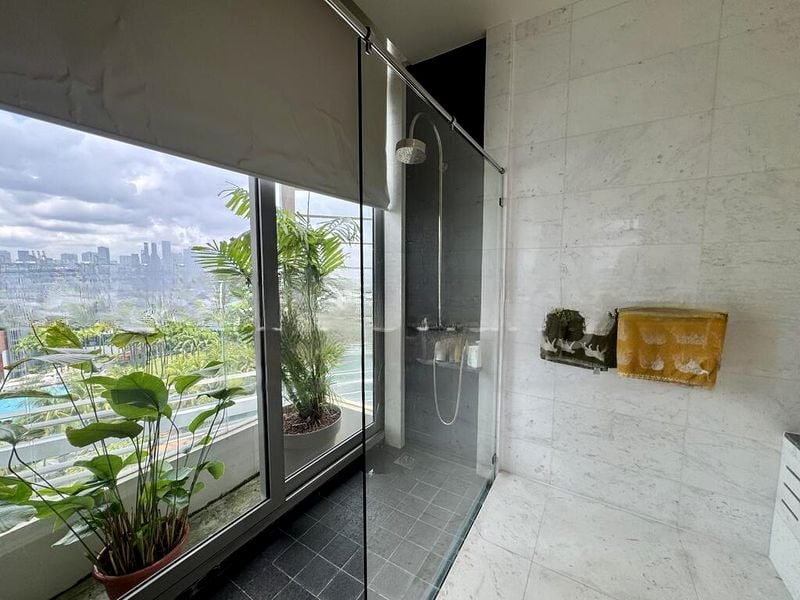 THE OCEANFRONT @ SENTOSA COVE 7