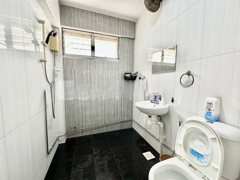 CHOA CHU KANG CTRL 11