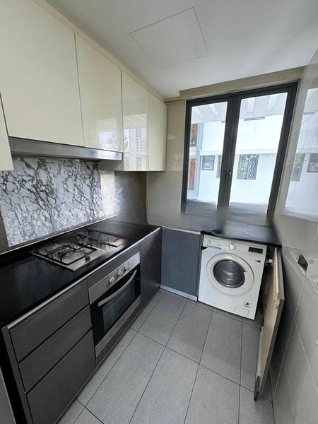 HEDGES PARK CONDOMINIUM 12