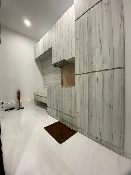 PARK 1 SUITES 4