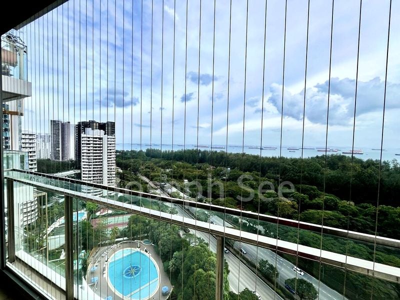 THE SEAFRONT ON MEYER 2