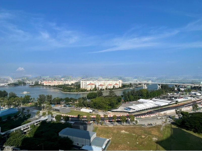 CONCOURSE SKYLINE 6