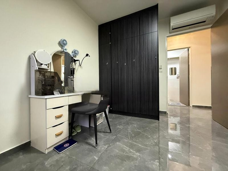 CHOA CHU KANG AVE 7 12