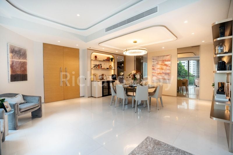 CLIVEDEN AT GRANGE 6