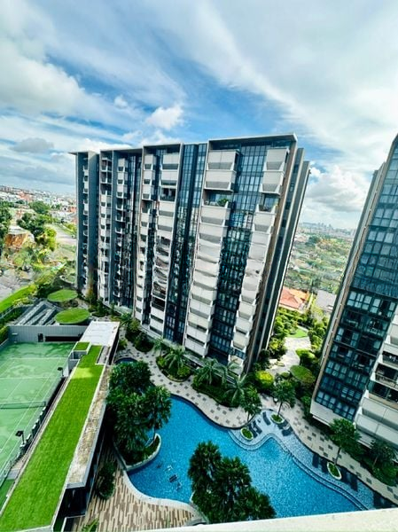 THE GARDEN RESIDENCES 10