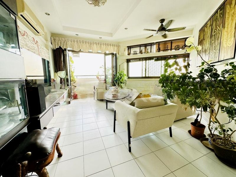 MANDARIN GARDENS 14