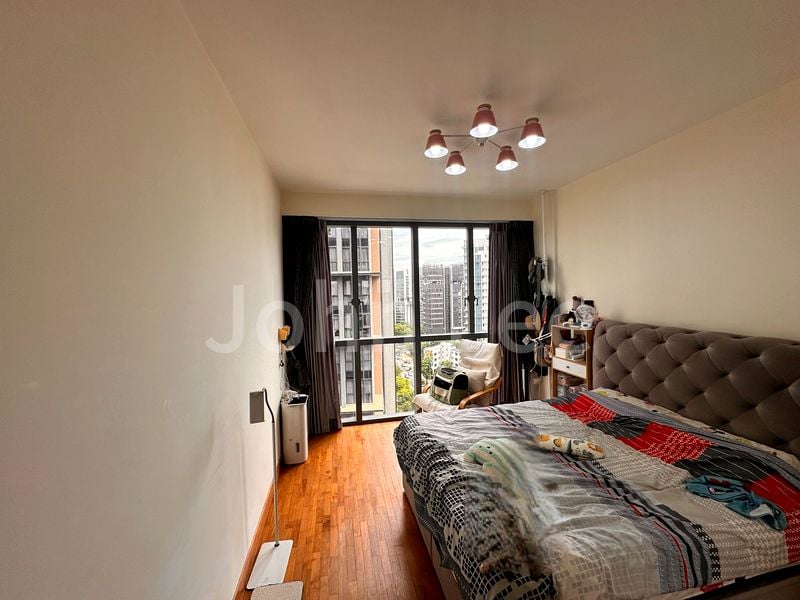 THE SHORE RESIDENCES 2