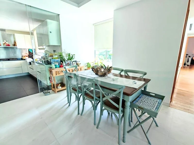 WATERFALL GARDENS 15