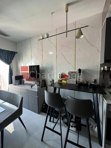 RIVERFRONT RESIDENCES 13