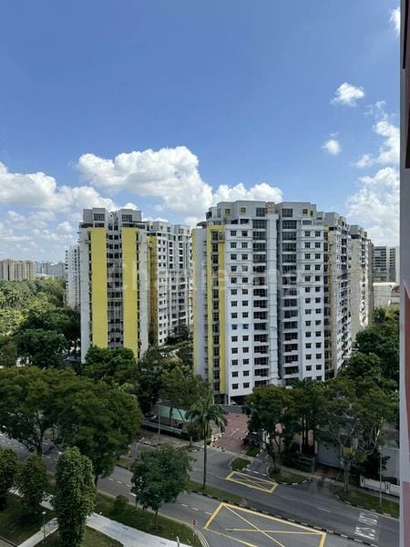 RIVERFRONT RESIDENCES 15