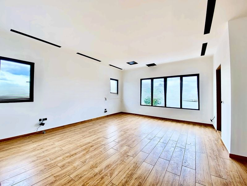 SELETAR HILLS ESTATE 6