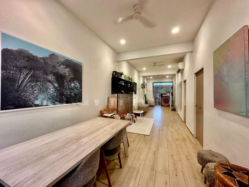 THOMSON HILLS ESTATE 5