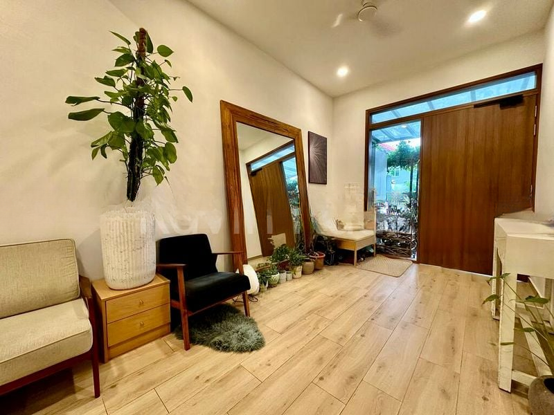 THOMSON HILLS ESTATE 6