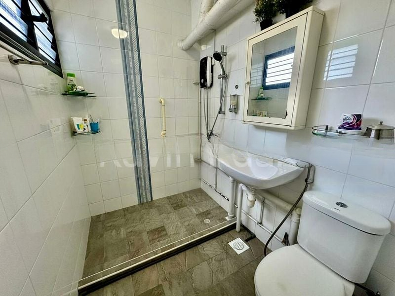 BEDOK RESERVOIR RD 4