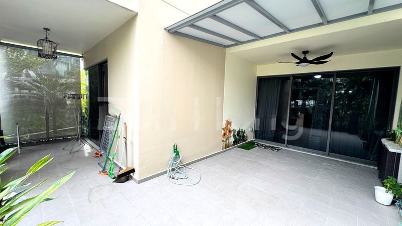 THE MILTONIA RESIDENCES 8