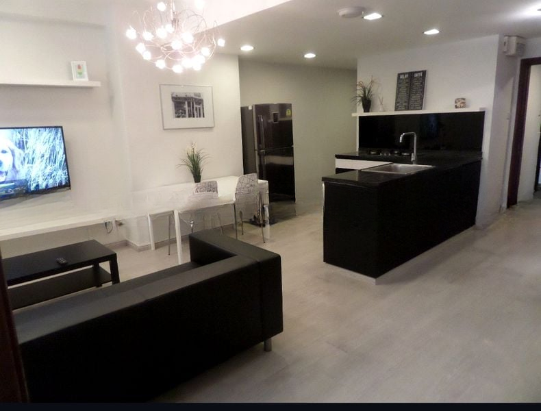 INTERNATIONAL PLAZA 4