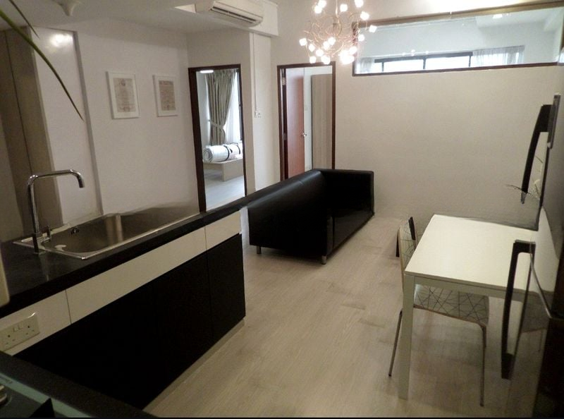 INTERNATIONAL PLAZA 5