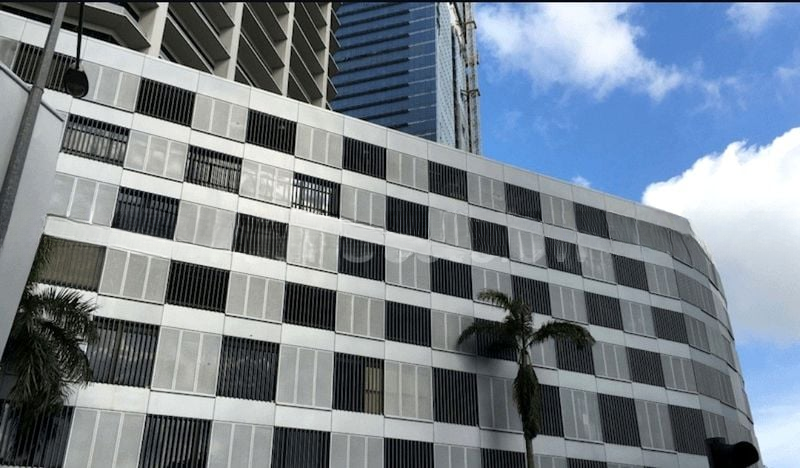 INTERNATIONAL PLAZA 14