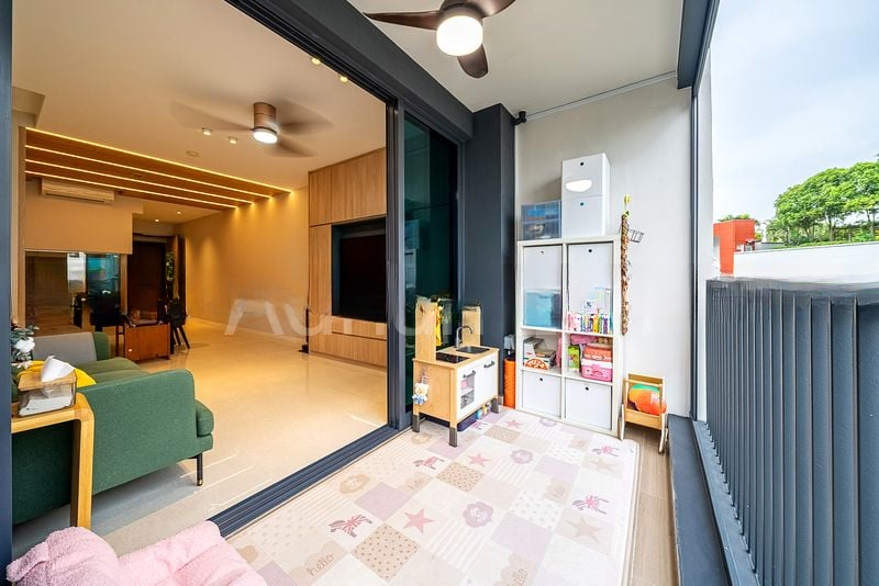 TREASURE AT TAMPINES 6