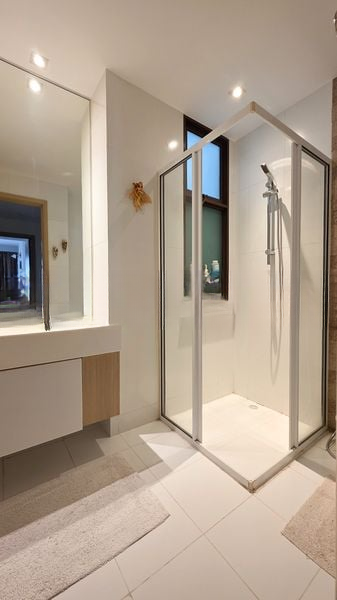 VARSITY PARK CONDOMINIUM 9