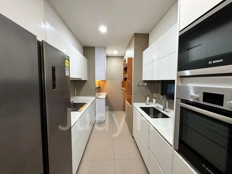 SKYLINE RESIDENCES 10