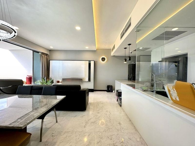 VISTA RESIDENCES 10