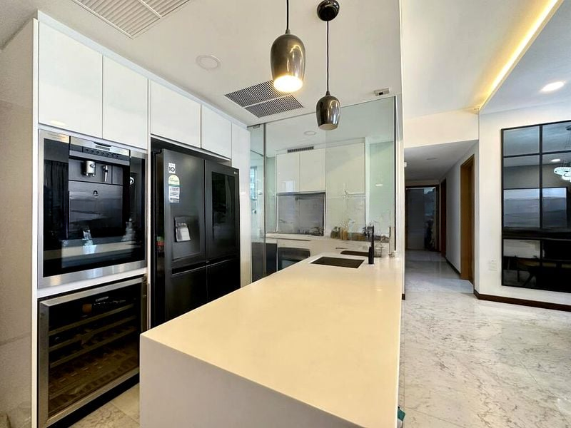 VISTA RESIDENCES 5