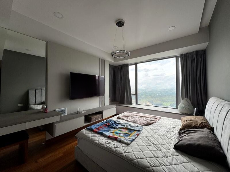 VISTA RESIDENCES 1