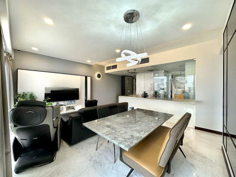 VISTA RESIDENCES 11