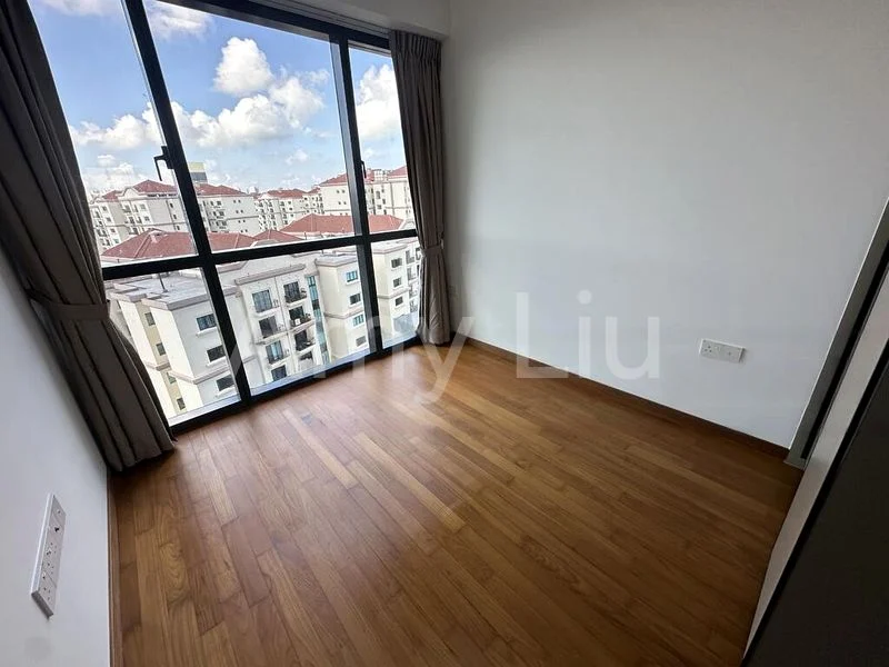 STIRLING RESIDENCES 4