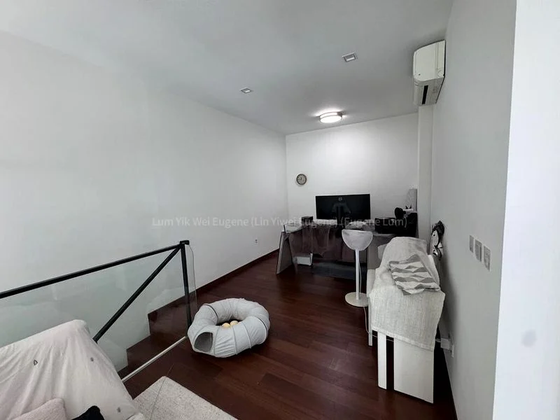 SENNETT RESIDENCE 11