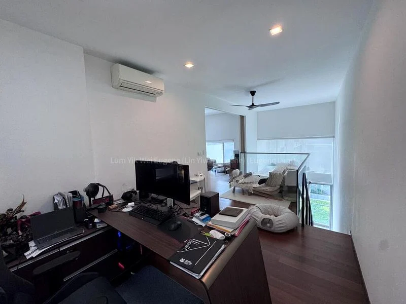 SENNETT RESIDENCE 13